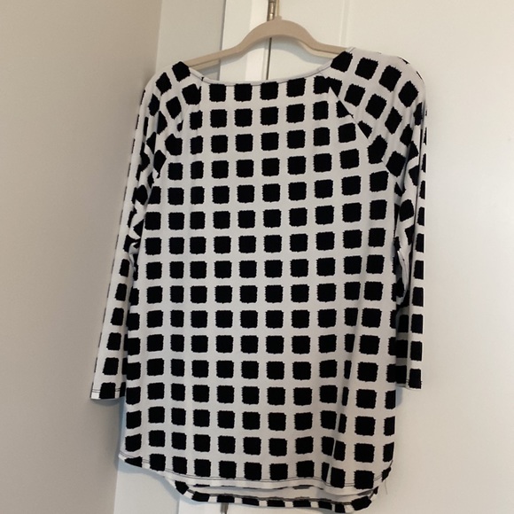 Cleo size M blouse - Picture 3 of 3
